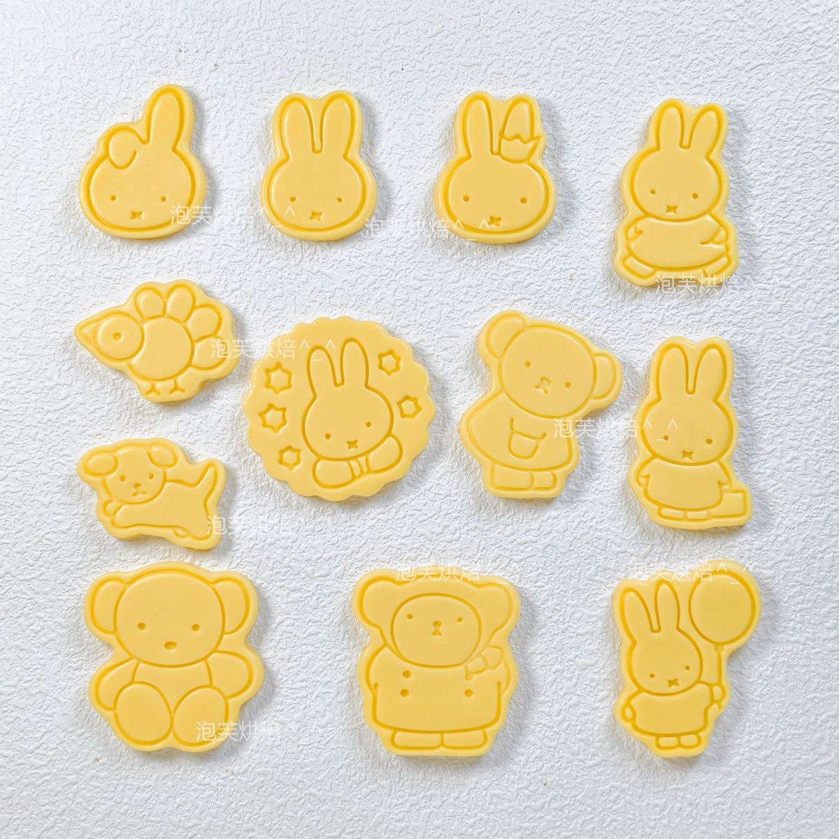 Kitchen Appliances Brand - Cetakan Kue Tekan 3D Lucu dengan